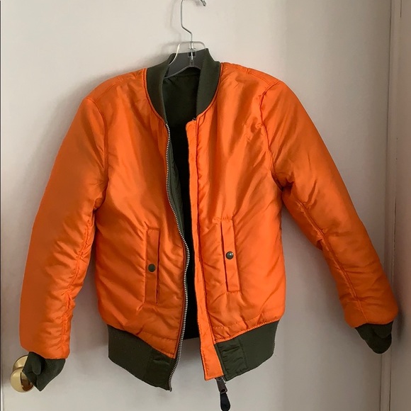 Alpha Industries Women’s XS bomber jacket - Picture 6 of 8